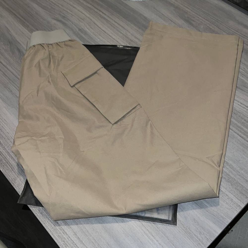 Essential Cargo Pant